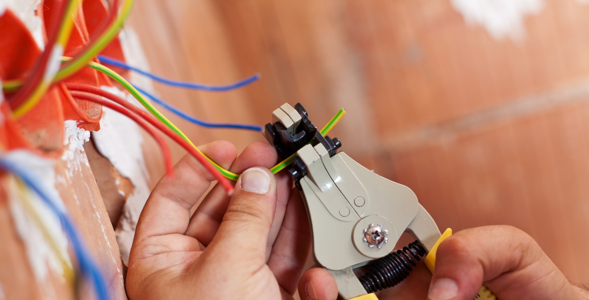 Electricians testimonials Tolworth